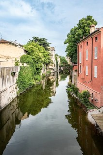 Canal in the historic city centre, Mantua, Italy, Europe