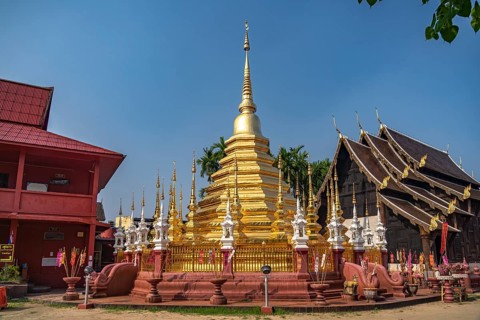 Golden stupa of Wat Phantao, Chiang Mai, Thailand, Asia