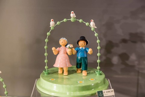 Exhibition piece with flower children in the Wendt & Kühn world in Grünhainichen, Erzgebirge,