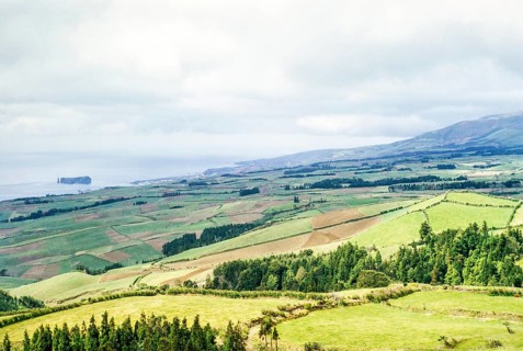 Coastal landscape with the island of Ilhéu de Vila Franca do Campo, São Miguel Island, Azores,