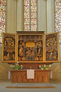 Gothic high altar by Linhart Könbergk 1492, interior view, arts and crafts, wood carving, winged