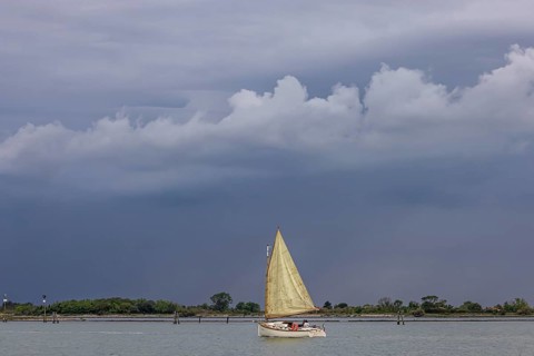 Sailing boat on the Canale della Giudecca. Venice, Venice, Italy, Europe