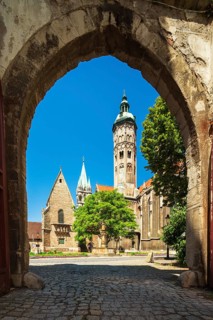 Naumburg Cathedral of St Peter and Paul, view through the archway, UNESCO World Heritage Site,