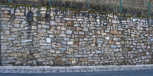 Retaining wall made of natural stone, Egloffstein, Upper Franconia, Bavaria, Germany, Europe