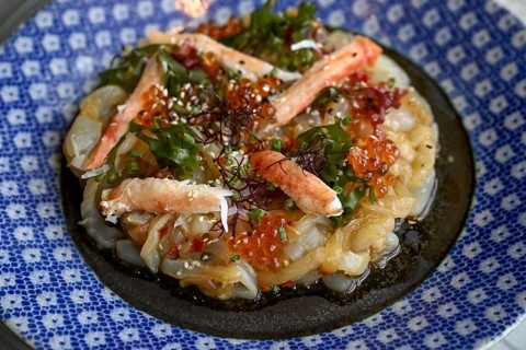Jellyfish salad with taraba crab meat and oyster chilli sauce at Yào Restaurant, Hotel The
