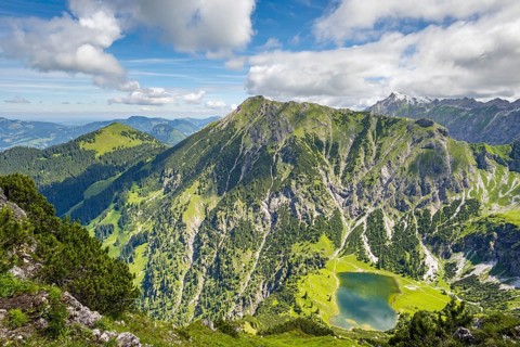 Lower Gaisalpsee, behind it the Entschenkopf (2043m), Allgäu Alps, Allgäu, Bavaria, Germany, Europe