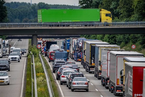 9 km long traffic jam on the A40 motorway heading east, between the Dutch border near Venlo, in