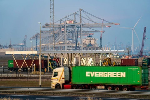 Port of Maasvlakte2, entry and exit control to RWG Container Terminal, container lorries pick up