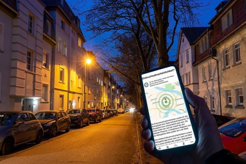 Symbolic image residential burglary, burglary radar app, MehrWetter app, shows the burglaries in