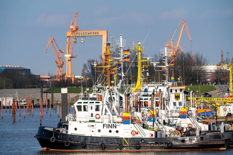 Workboats, tugs, of Emder Schlepp Betrieb GmbH, harbour tugs, in the port of Emden, Lower Saxony,