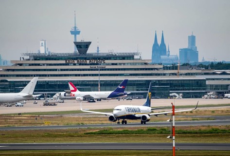 Cologne-Bonn Airport, CGN, Ryanair Boeing 737 on take-off, German Air Traffic Control Tower,