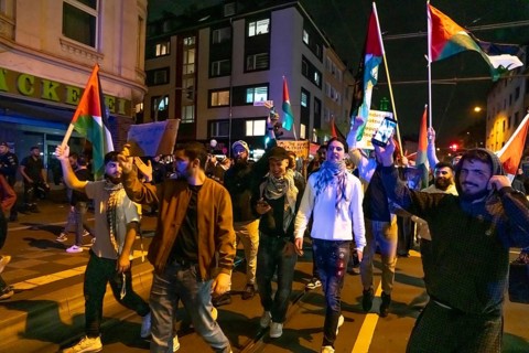 Demonstration by pro-Palestinian activists in Duisburg-Hochfeld, around 110 demonstrators marched