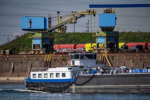 Loading cranes at Schwelgern harbour, ThyssenKrupp Steel, cargo ship on the Rhine, Duisburg, North