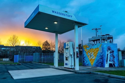 Hydrogen filling station, at the Hertern hydrogen competence centre, h2Herten, on the site of the