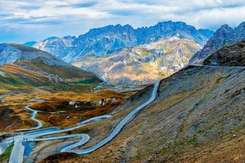 France, region Provence-Alpes-Côte d'Azur, Savoier Alps, Departement Savoie, road to pass Col du