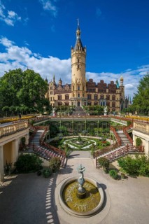 Schwerin, Mecklenburg-Vorpommern, Germany, Schwerin Castle on Lake Schwerin, seat of the