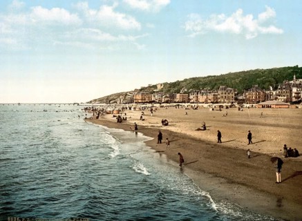 General view and beach, Trouville, Normandy, France, ca 1890, Historical, digitally restored