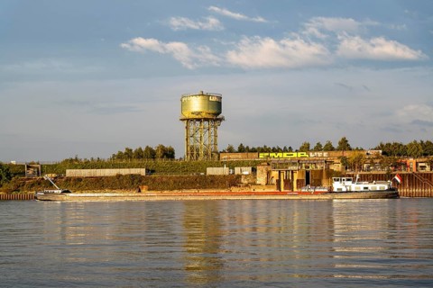 The Rhine Park in Duisburg-Hochfeld, former industrial site, steel industry, 60 ha, large, with 1.4