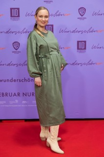Caro Cult pregnant at the premiere of the film Wunderschöner at the Berlin Zoo Palast on 04.02.2025