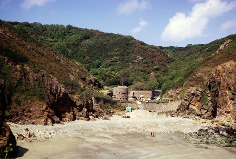 Bucht und Strand von Petit Bot, Strand von Guernsey, Kanalinsel, Großbritannien, Juni 1974