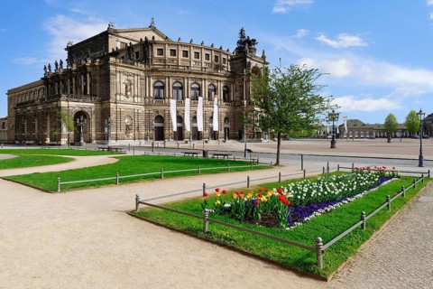Semperoper, Saxony royal court opera house, Dresden, Saxony, Germany, Europe