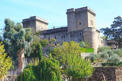 Historic castle Parador hotel, Jarandilla de la Vera, La Vera, Extremadura, Spain, Europe