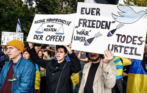 Ukrainians at the counter-demonstration Your peace is our death sentence, Berlin, 3 October 2024,