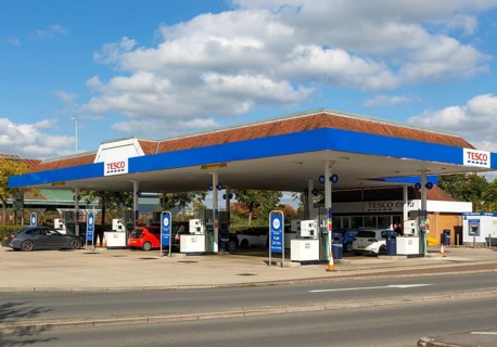 Tesco Extra fuel filling station, Swindon, Wiltshire, England, UK