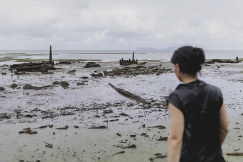 Annalena Bärbock (Bündnis 90/Die Grünen), Federal Foreign Minister, pictured at graves flooded by
