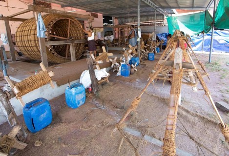 Spinning mill of the Labourers Coir Mats and Mattings Cooperation, coir mat production, Muhamma,