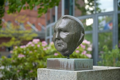 Bust of Ludwig Erhard, Street of Remembrance, Spreebogen, Moabit, Mitte, Berlin, Germany, Europe