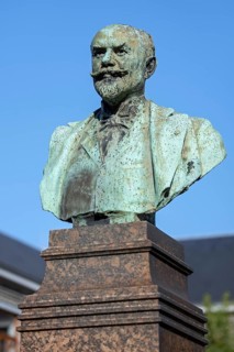 Buste of Camille Cavallier, French industrialist and founder of the Société des Charbonnages de