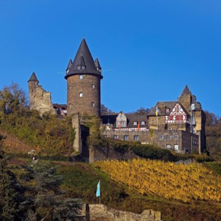 Stahleck Castle, hilltop castle, now a youth hostel, Bacharach, UNESCO World Heritage Upper Middle