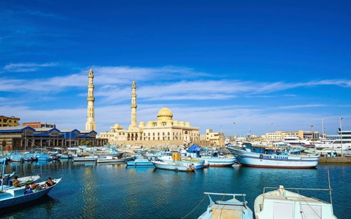 Al Mina Mosque, Hurghada, Red Sea, Egypt, Africa