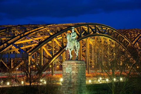 Riding statue, monument, Kaiser Wilhelm II, Hohenzollernbruecke, Cologne, North Rhine-Westphalia,