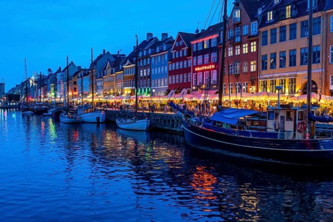 Nyhavn, in the Frederiksstaden district, in the evening, harbour district with houses over 300
