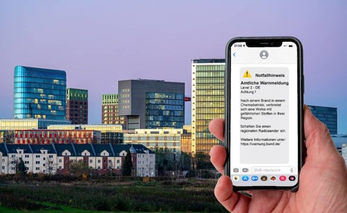 Symbolic image Cell Broadcast, warning service via mobile phone, by SMS, to all devices located in