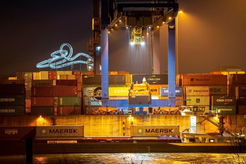 Container Handling Centre, Gateway West Terminal, Logport 2, cargo ship, in Duisburg on the Rhine,