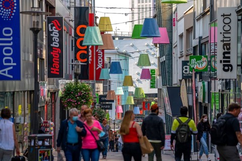 City centre of Essen, summer, Limbecker Straße, pedestrian zone, shopping street, decoration, North