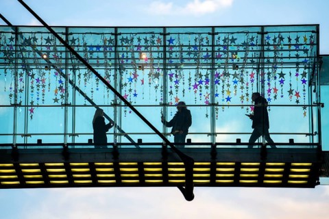 Christmas market in Dortmund, Hansaplatz, view from a pedestrian gallery between 2 department