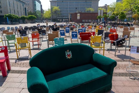 Campaign 1, 000 empty chairs, with which restaurateurs, nationwide, want to draw attention to the