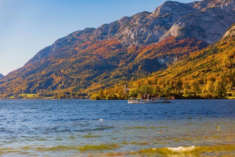 Grundlsee in autumn, salzkammergut, styria, Austria, Europe