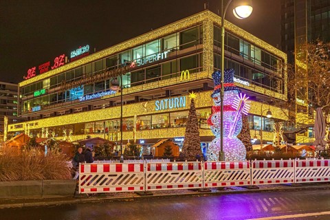 City Christmas market at Breitscheidplatz on Kurfürstendamm in Berlin, Germany, Europe