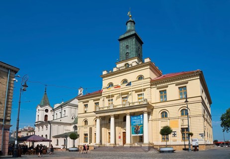 Classicist town hall with tower and columns under a blue sky, Town hall, Lublin, Poland, Europe
