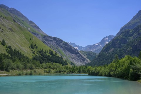 Lake with turquoise glacier water, Villar-d'Arêne, Département Hautes-Alpes, France, Europe