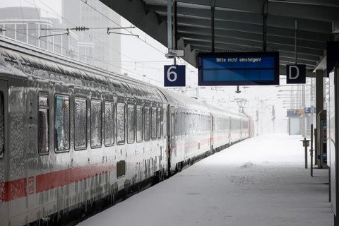 Essen, North Rhine-Westphalia, Germany - Onset of winter in the Ruhr area, Essen railway station,