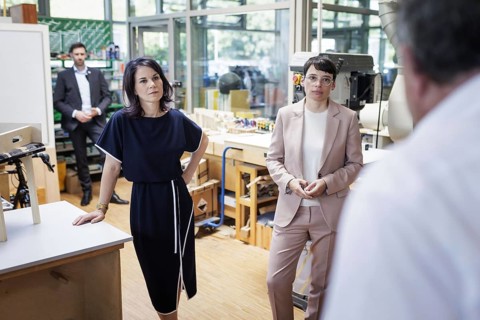 Annalena Bärbock (Alliance 90/The Greens), Federal Minister of Foreign Affairs, and Josefine Paul,