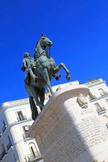 Equestrian statue King Carlos III, Plaza de la Puerta del Sol, Madrid city centre, Spain, Europe