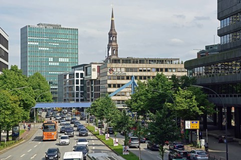 Hamburg, Old Town, Willy-Brandt-Str., main thoroughfare