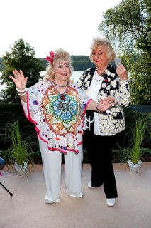 Eva Jacob and Stefanie Simon at the event Landpartie with Julian F.M. Stöckel at the Strandhotel